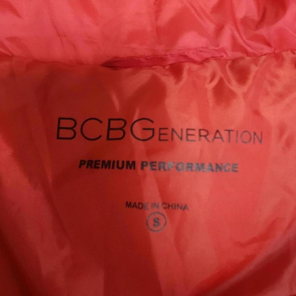 BCBGeneration Premium Performance Women's Red Puffer Jacket with Hood (S) - Picture 7 of 8